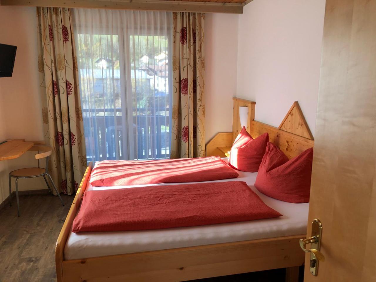 Pension & Ferienwohnung Dullnig Gmünd Екстериор снимка